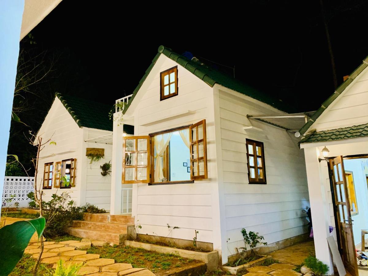 Nang Homestay Mang Den Tỉnh Kontum Exterior photo